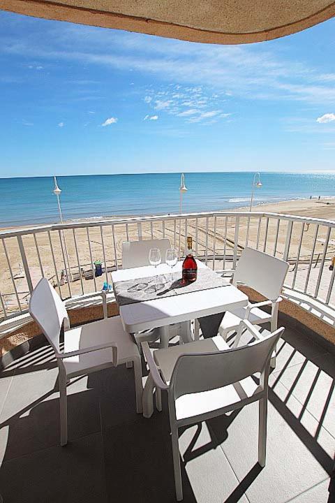 Apartamento Primera Linea Playa Centro De Guardamar Lejlighed Guardamar del Segura Eksteriør billede